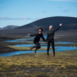 daylight-iceland-jumping-1690470